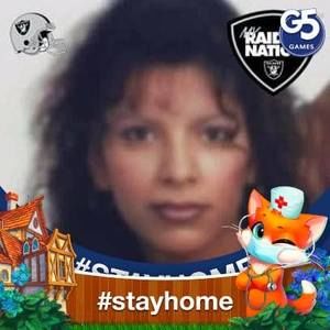 Meet your Posher, Dee dee